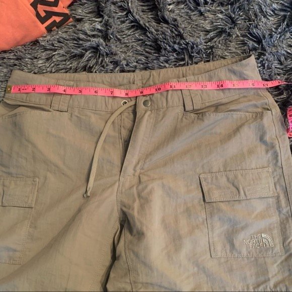 North Face Paramount Valley Convertible Pants - Picture 11 of 16